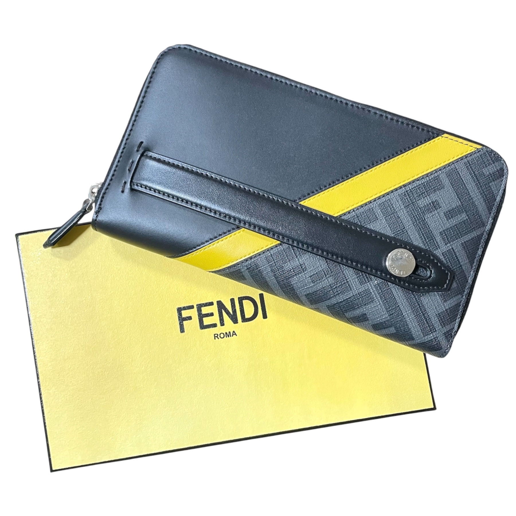 【小布施町のブランド品買取実績】フェンディ(FENDI) ダイアゴナル トラベルウォレット 7M0275A9XSをお買取りしまし|ブランドショップサンクス須坂店